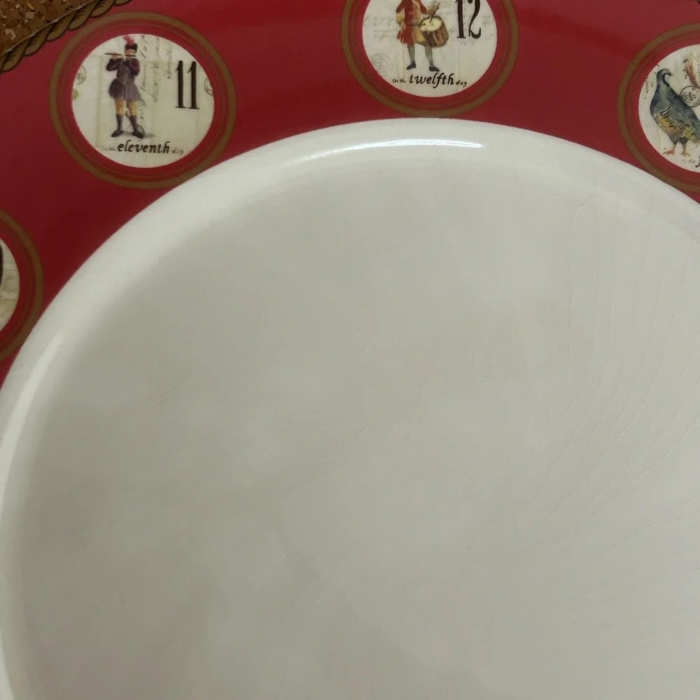WILLIAMS SONOMA 12 DAY OF CHRISTMAS DINNER PLATE 12”. EUC